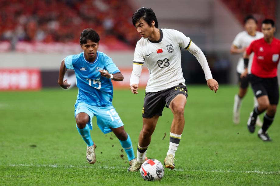 [图]U23亚洲杯预选赛-拜合拉木戴帽 中国队10-0大胜